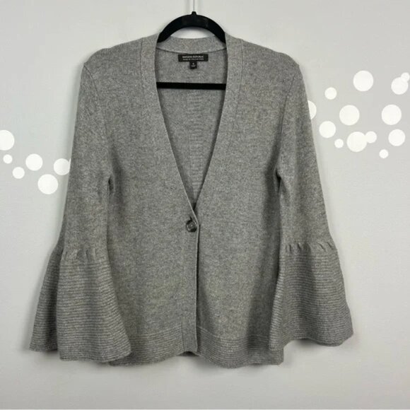 Banana Republic Wool Cashmere Bell Sleeve Cardigan Size S Italian Yarn Sweater - Picture 1 of 9